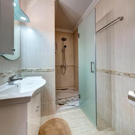 Luxury New In Saint Vlas - Olimp 5min To The Beach * سفيتي فلاس